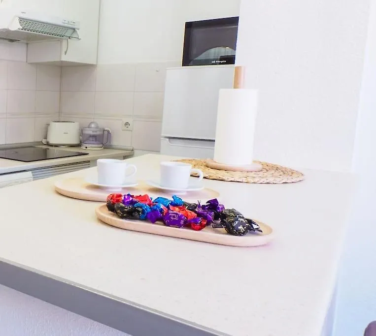 شقة Apartamento Centrico A 130 Metros Del Mar Calido Y Moderno فوينخيرولا