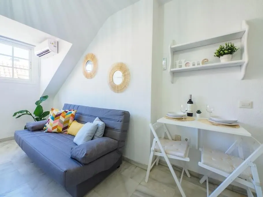 Apartamento Centrico A 130 Metros Del Mar Calido Y Moderno فوينخيرولا شقة